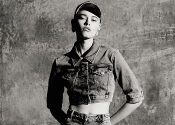La nuova linea M05ch1n0 Jeans esordisce con la pre-fall 2023