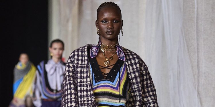 Etro affida la collezione eyewear a Safilo Group