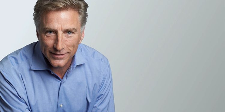 Vf Corp nomina Bracken Darrell nuovo presidente e CEO
