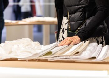 Al via la nuova stagione della pelle con Lineapelle London