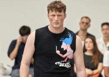 Le sfilate uomo bandiscono i modelli plus-size. Milano la meno inclusiva