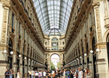 Loro Piana arriva in Galleria al posto di Tod’s per 2,3 milioni l’anno
