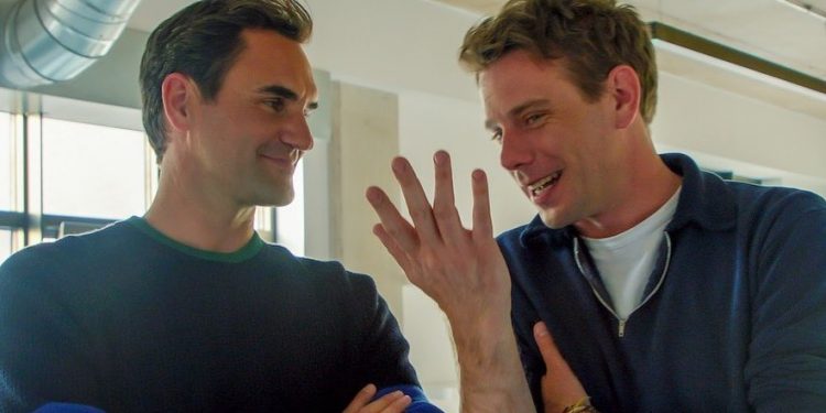 Roger Federer firma la sua prima collezione Uniqlo