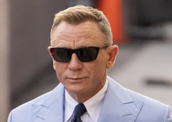 Thélios sigla la prima acquisizione: suo lo storico brand Vuarnet