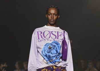 Inizia la London fashion week. Tra (pochi) brand storici e nomi emergenti