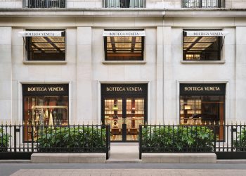Bottega Veneta riapre il flagship parigino sotto la guida di Blazy