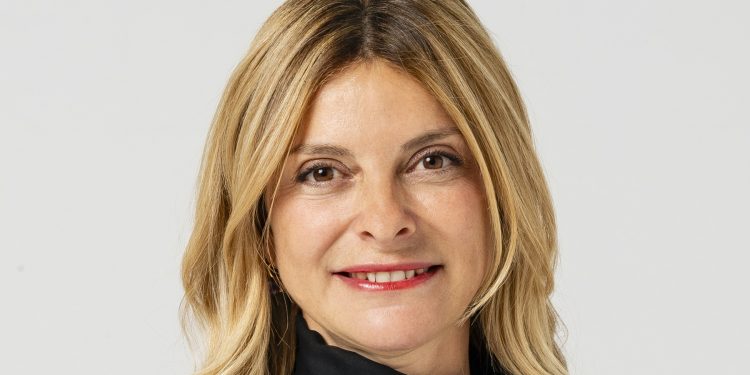 Prada nomina Rosa Santamaria Maurizio chief people officer
