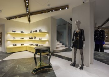 Moschino inaugura un nuovo flagship store a Roma