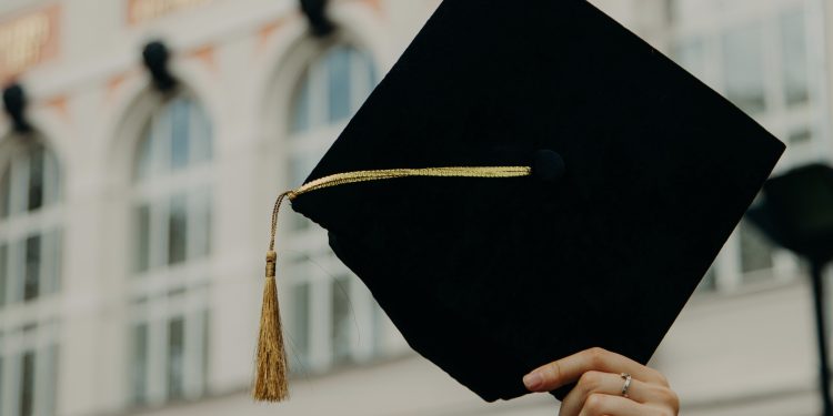 Kering supporta un nuovo master con Università Bocconi e Politecnico di Milano
