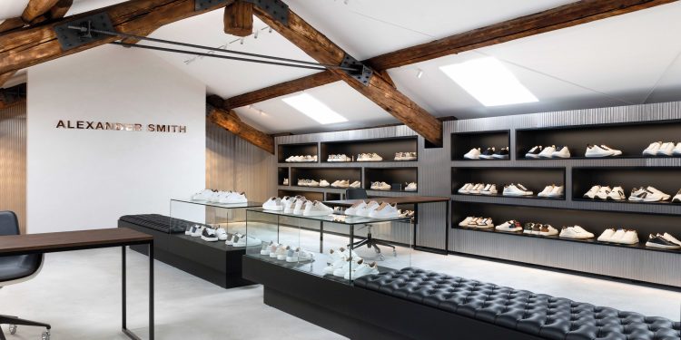 Nuovo showroom a Milano per le sneakers di Alexander Smith