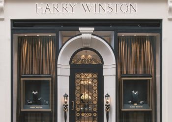 Swatch Group, 90 mln per building in New Bond street a Londra