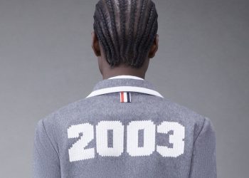 Thom Browne festeggia all’uncinetto i suoi primi 20 anni