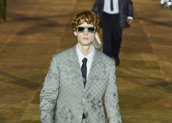 Vuitton sceglie Hong Kong per la prima sfilata pre-fall uomo