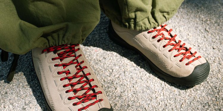 Keen Jasper: il giusto mix di stile e performance per gli appassionati di sneakers e sport