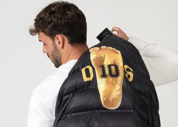 Michele Franzese Moda celebra il talento di Maradona con Suns