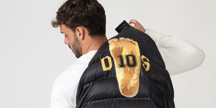 Michele Franzese Moda celebra il talento di Maradona con Suns