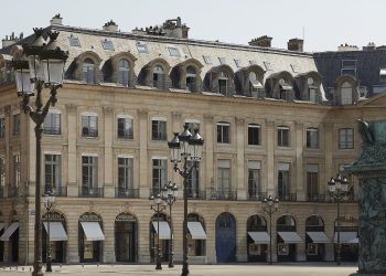 Boucheron rileva un laboratorio di alta gioielleria