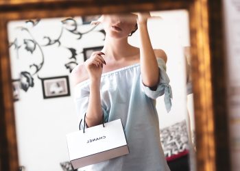 Tax free shopping, in Italia la soglia si abbassa a 70 euro
