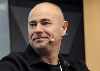 “Attraverso le collaborazioni  con i designer e i brand, Saucony si posiziona in community specifiche”
