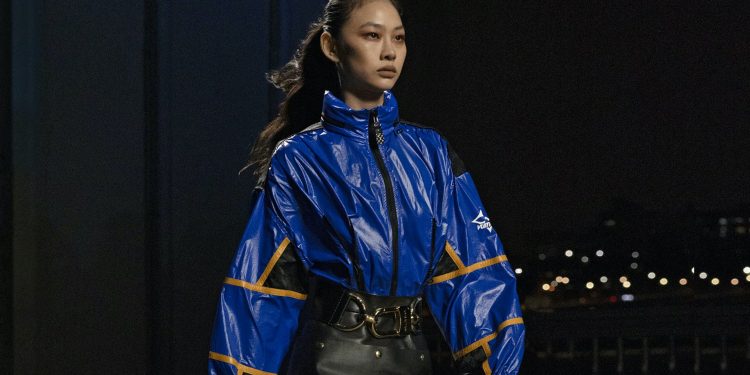Louis Vuitton, Ghesquière porta la seconda sfilata pre-fall a Shangai