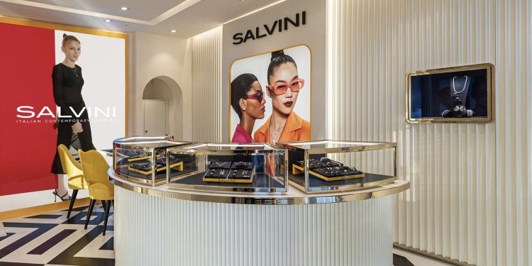 Salvini, opening in Piazza Duomo a Milano