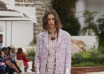 Chanel torna nel sud della Francia e sceglie Marsiglia per la cruise 2025