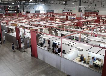 Al via Milano Unica 38. Nel 2023 il tessile frena a 7,7 miliardi
