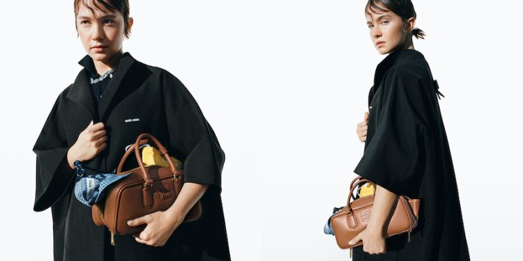 Miu Miu, il nuovo advertising manda in scena uno “chic disordinato”