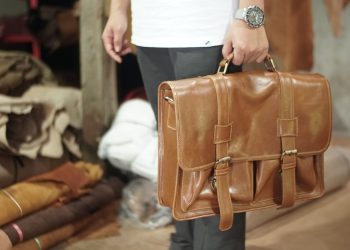 La pelletteria italiana rallenta nei nove mesi. Export a -5,4% nel Q3
