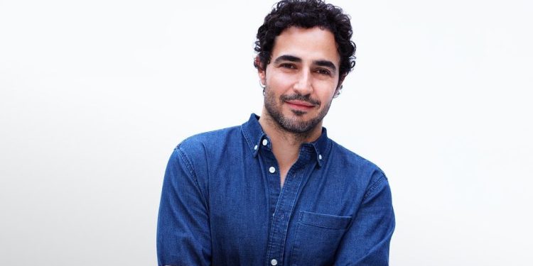 Gap ci riprova (a sorpresa) con un direttore creativo. Il rilancio passa da Zac Posen