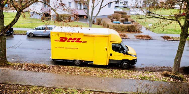 Dhl entra nel mondo del resale in partnership con Reflaunt
