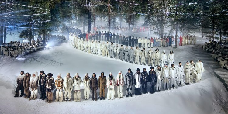 Il gruppo Moncler sfiora i 3 miliardi nel full year 2023. Corre ancora l’Asia