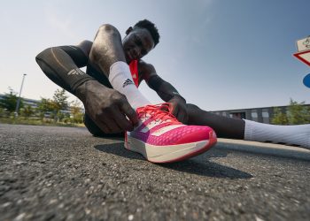 La Borsa ‘gela’ Adidas: nel 2023 i ricavi a -5%