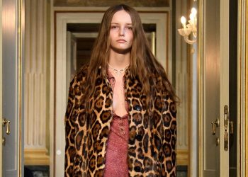 L’inclusività di Walter Chiapponi rinnova l’estetica di Blumarine