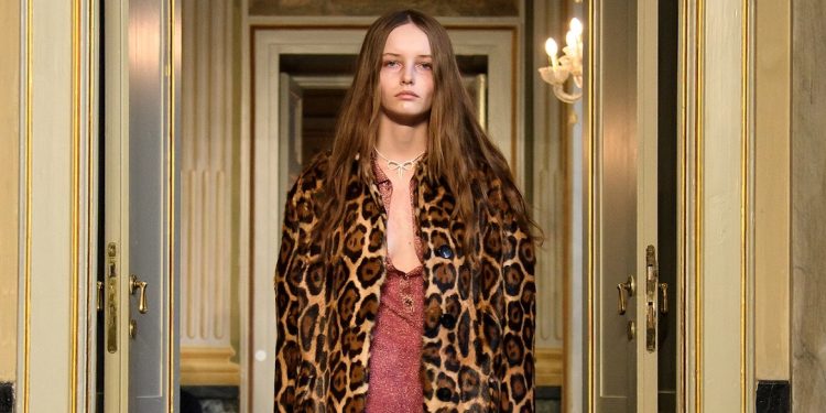 L’inclusività di Walter Chiapponi rinnova l’estetica di Blumarine