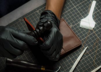 Crisi pelletteria: Firenze corre ai ripari con un Patto di sistema per la filiera