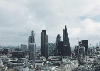 Shein potrebbe spostare l’Ipo da New York a Londra