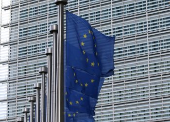 Unione europea, raggiunto l’accordo contro il lavoro forzato