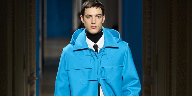 Valentino non presenterà le prossime collezioni menswear e couture