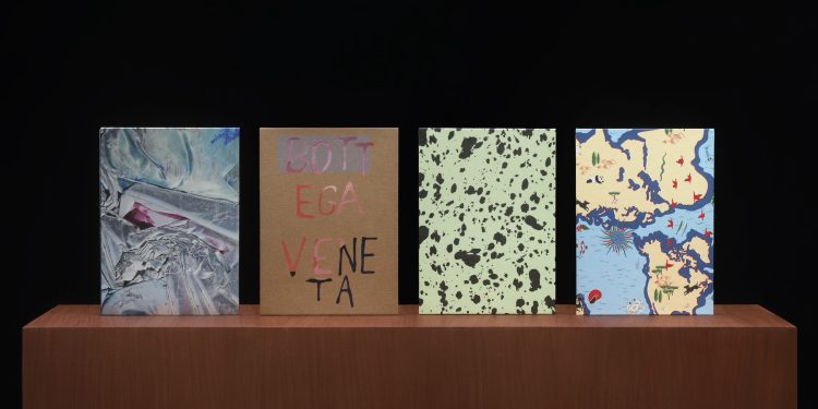 Bottega Veneta estende la distribuzione della nuova fanzine alle librerie