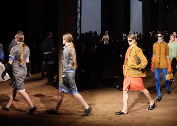 Gruppo Prada, utili a +44% nel 2023. I ricavi salgono a 4,7 mld