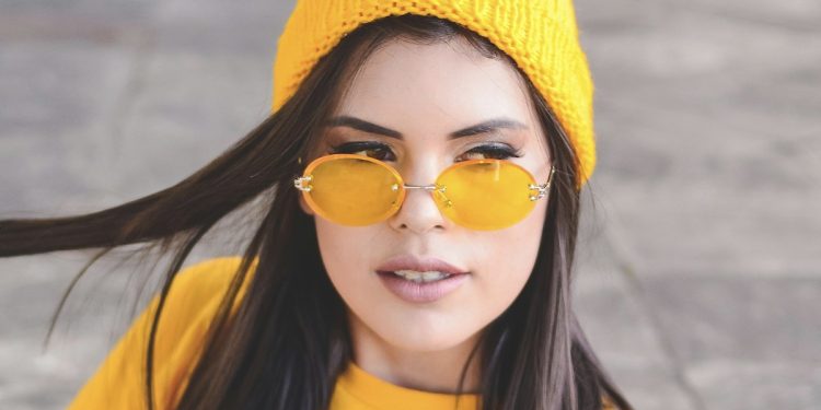 L’eyewear cambia strategia. Sfida ‘a colpi di’ house brand