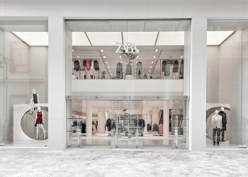 Inditex, il turnover 2023 sfiora i 36 mld grazie all’upmarket di Zara. Profitti netti a +30,3%