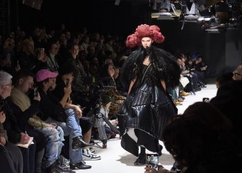 Comme des Garçons, prime borse made in Italy