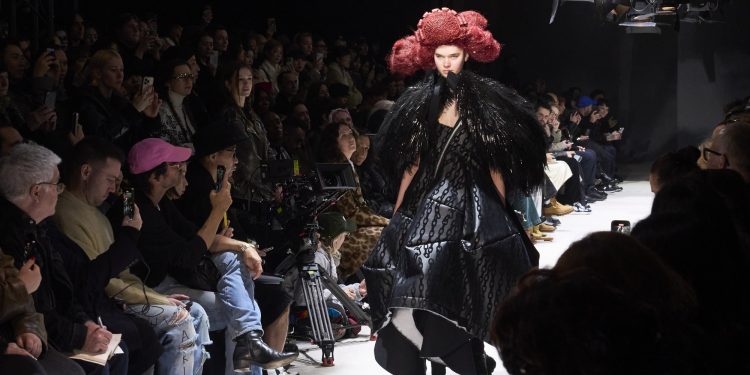 Comme des Garçons, prime borse made in Italy