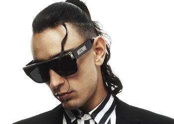 Moschino lancia la prima collezione eyewear maschile