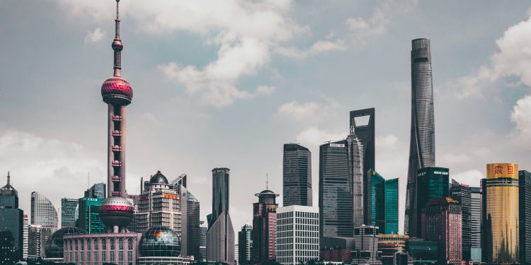 Cina, nel Q1 balzo del Pil. Ma a marzo il retail è sotto le stime