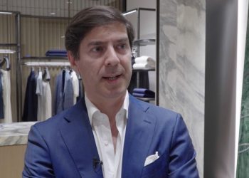 Canali celebra la riapertura del flagship nel Quadrilatero