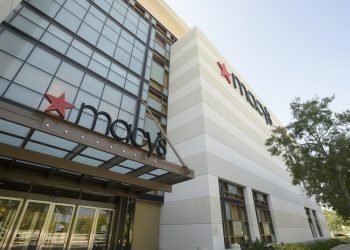 Macy’s, utile più che dimezzato a quota 63 mln $ nel primo trimestre 2024