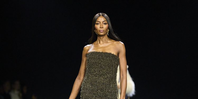Il ‘nuovo’ Burberry arranca. Cina e Usa pesano sul fy 2024